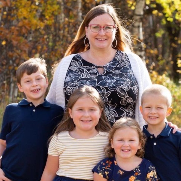 Meet your Posher, Wendy - Picture 1 of 1